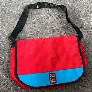 Chrome Industries Original Messenger Laptop Office Bag Waterproof Bike Crossbody